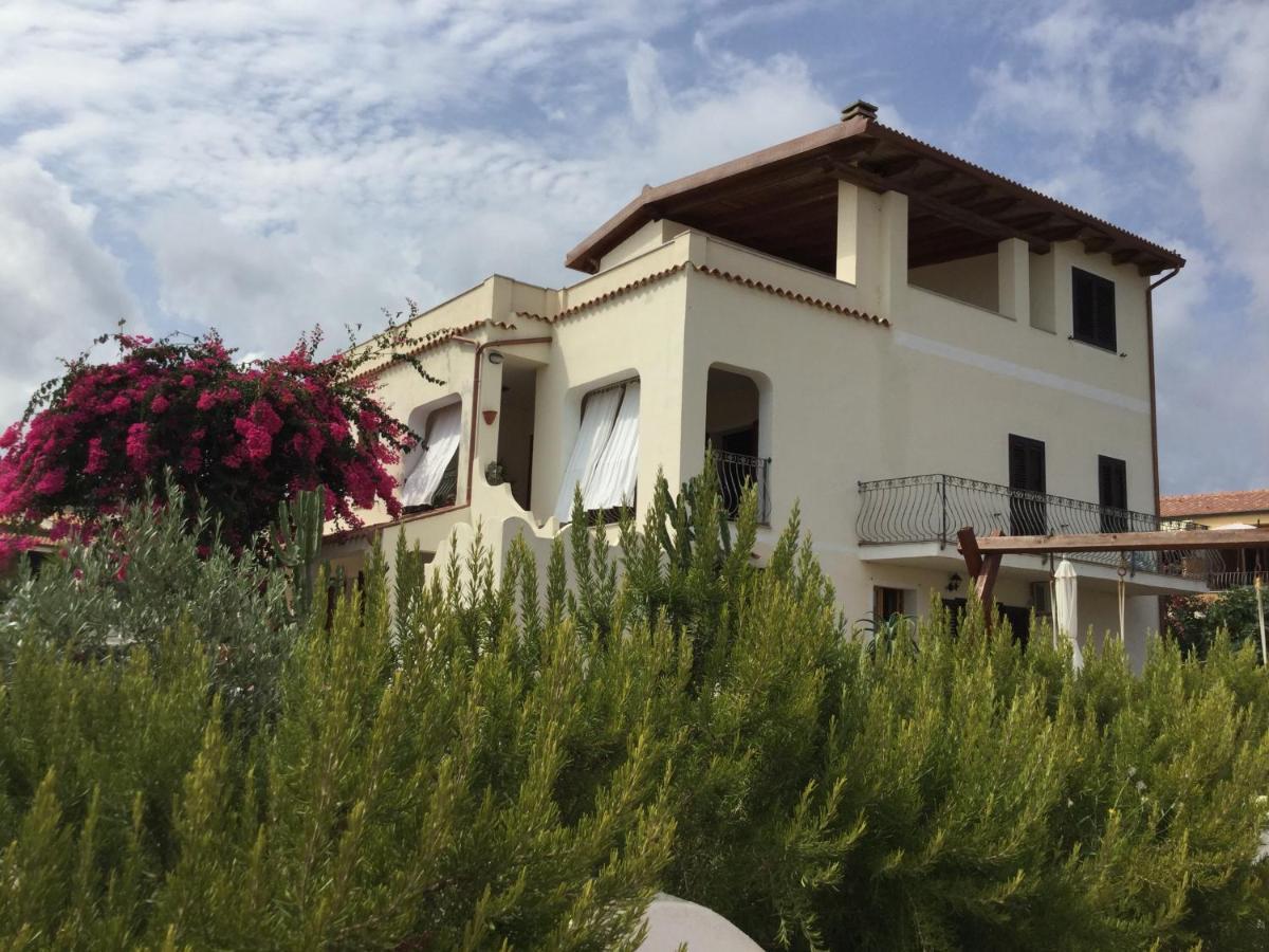 Villa Bouganville Valledoria  Exteriér fotografie